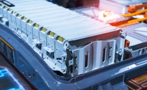 五一自駕電動車續航總“變臉”？讀懂電池“小心思”出行更安心