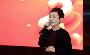 京东祁婷直指电商低价困局：两类平台压垮商家，京喜推“有底线低价”破局