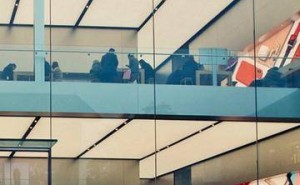 库克时代尾声下的iPhone：交出同期季度最佳成绩单