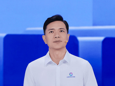 李彦宏AI大会发布全栈生态,新逻辑能否助百度在AI赛道破局?