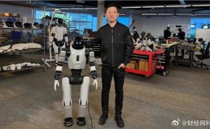 贾跃亭掌舵FF后首份财报出炉：一季度营收512万美元，战略转型加速推进