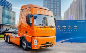光梭未来成胜惠亮相搜狐科技论坛：以科技为翼 引领新能源重卡迈向智能新纪元