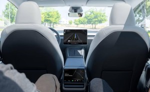 特斯拉Robotaxi手机应用大升级：远程协助、柔性派单，助力Cybercab大规模落地