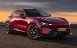 雷军直言小米YU7GT“有点小贵” 豪华定位配高性能或成市场新宠