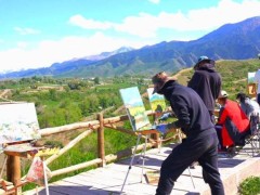 乡村旅游“小而美”新业态崛起：从打卡到沉浸，科技文化赋能再升级