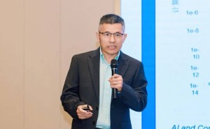 光互连成AI算力新战场，谢崇进携奇点光子如何抢占窗口期？
