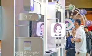 AI大模型免费与收费并行：动态平衡中探寻行业未来新路径
