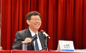 鸿海董事长刘扬伟:AI需求激增,对下半年及未来增长满怀信心