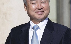 身家破千亿登顶亚洲首富！孙正义押注AI与机器人技术开启新财富时代