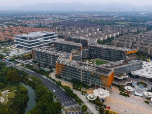 阿里AI新布局：吴泳铭掌舵Token Foundry，周靖人领衔未来研究院