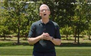WWDC26落幕，库克感言致谢，苹果“库克时代”即将完美收官