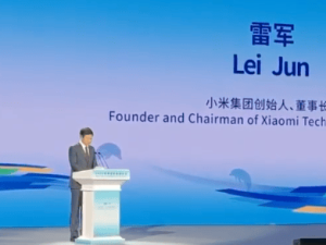 雷军分享创业感悟：热爱是动力，高远目标需大胆行动