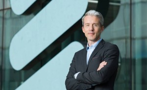 爱立信高层更迭：裴纳闻将接棒鲍毅康，引领公司迈向新征程