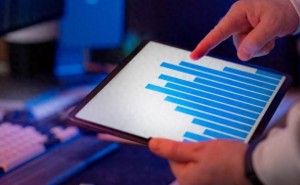 钉钉换帅后首封全员信：组织架构大调整，新CEO能否引领转型新征程？