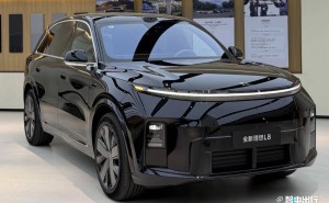 全新理想L8贵4.8万且减座，配置大升级能否撑起五座旗舰新定位？