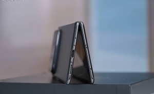 小米MIX Fold 5携阔折叠与自研玄戒O3来袭，能否重塑折叠屏高端市场新格局？