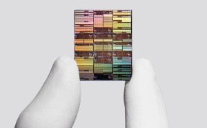 马斯克质疑IBM“0.7纳米芯片”命名：应按原子数量命名才准确