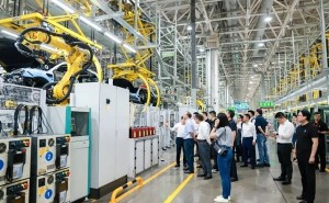 赛力斯张兴海：问界“五高标准” 宁德时代电池成高端核心支撑