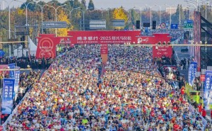 马拉松为何成“三高人群”心头好？高投入背后是热爱还是成瘾？