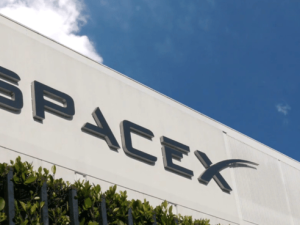 马斯克透露：Grok 4.5开启内测 SpaceX计划年内每月发布全新AI模型