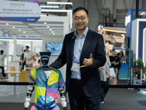 MWC上海2026·6G生态展：拓恳科技陈明谈异构机器人协同与6G融合未来