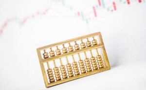 马斯克参观Optimus产线引关注，A股机器人概念股强势拉升多股涨停
