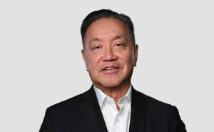 博通CEO陈福阳：押注Anthropic与生成式AI，布局AI算力赛道