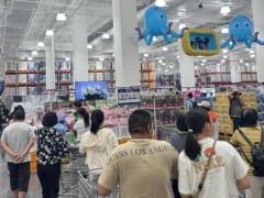 中国超市格局生变：沃尔玛领跑，胖东来逆袭，线下超市转型路在何方？
