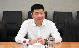 “烂尾楼富豪”胡兴荣:从辉煌到被强制措施 多弗集团何去何从?
