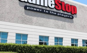 GameStop CEO：索尼停产实体盘无碍，收藏品业务成营收新支柱