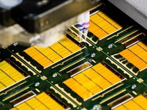 内存供应紧俏下显温情：马斯克公开致谢美光 赞其价格合理