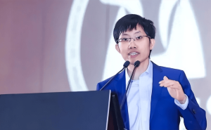 梁文锋“克制”战略解析：为何舍视频生成与世界模型，押注AGI未来？