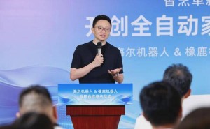 橡鹿海尔强强联手:AI炒菜机器人从B端到C端,生态竞争成未来决胜关键