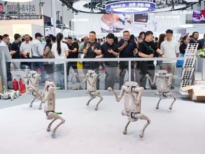 智身科技2026世界机器人大会展实力,以全栈技术让机器人“真干活”