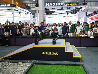 本末科技2026世界机器人大会展实力 部件整机协同共进促具身智能发展