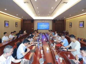 茅台业绩会陈华首秀：回应业绩下行、改革动因，i茅台用户近亿