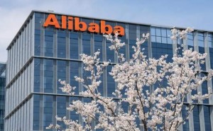 马云与管理层增持护盘，阿里AI转型之路能否破局赢得未来？