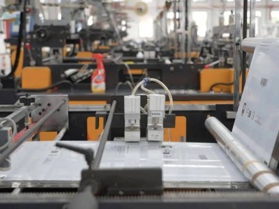 长阳华潍锐联新材料产业园投产 日产20吨全降解材料赋能绿色经济