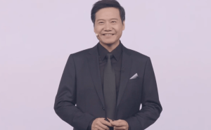 57岁雷军风采依旧：以事业为燃料，自律为翼，闯出人生新高度